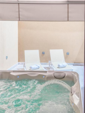Duplex Maisonette Sliema with Jacuzzi by ArcoBnb